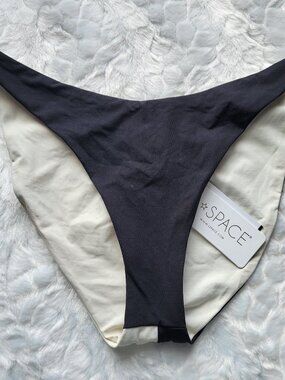 L*Space Bikini Bottom Women's Large Swim Black Ivory Mercury Swimwear NWT